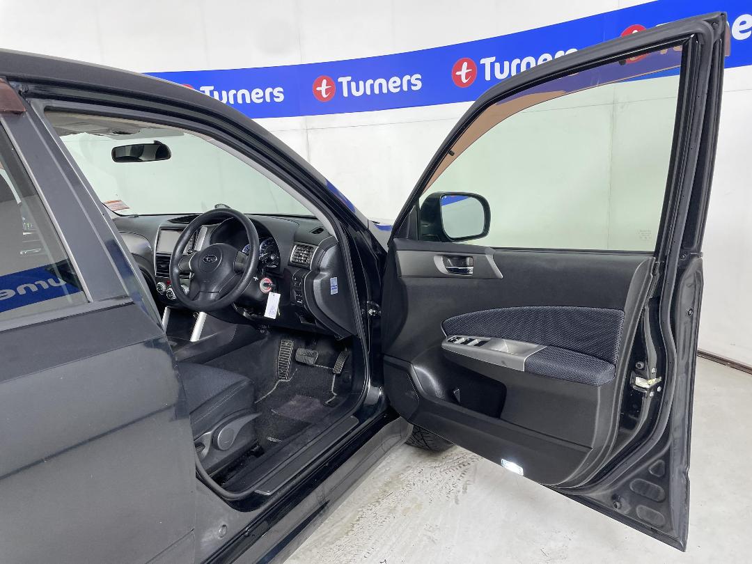 Photo '13' of Subaru Forester Photo '13' of Subaru Forester