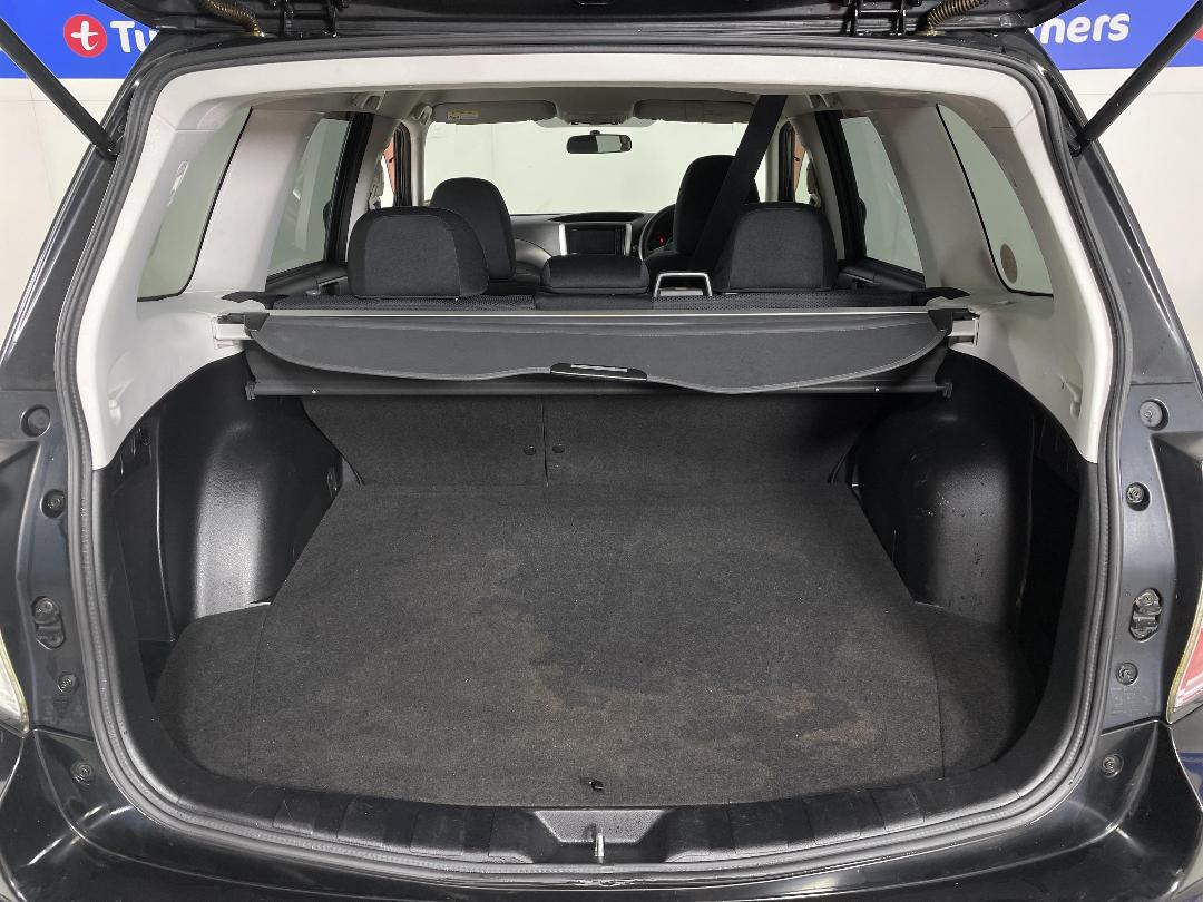 Photo '12' of Subaru Forester Photo '12' of Subaru Forester