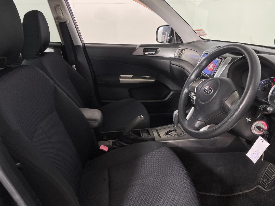 Photo '14' of Subaru Forester Photo '14' of Subaru Forester