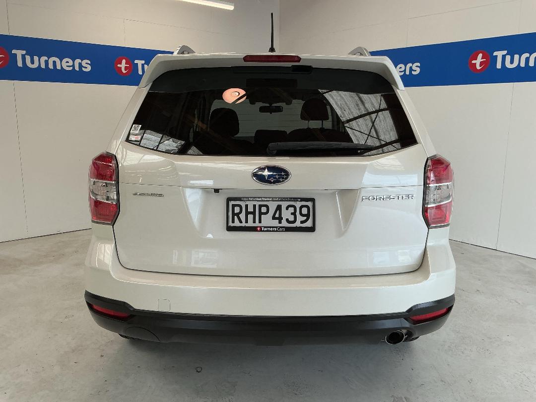 Photo '6' of Subaru Forester Photo '6' of Subaru Forester