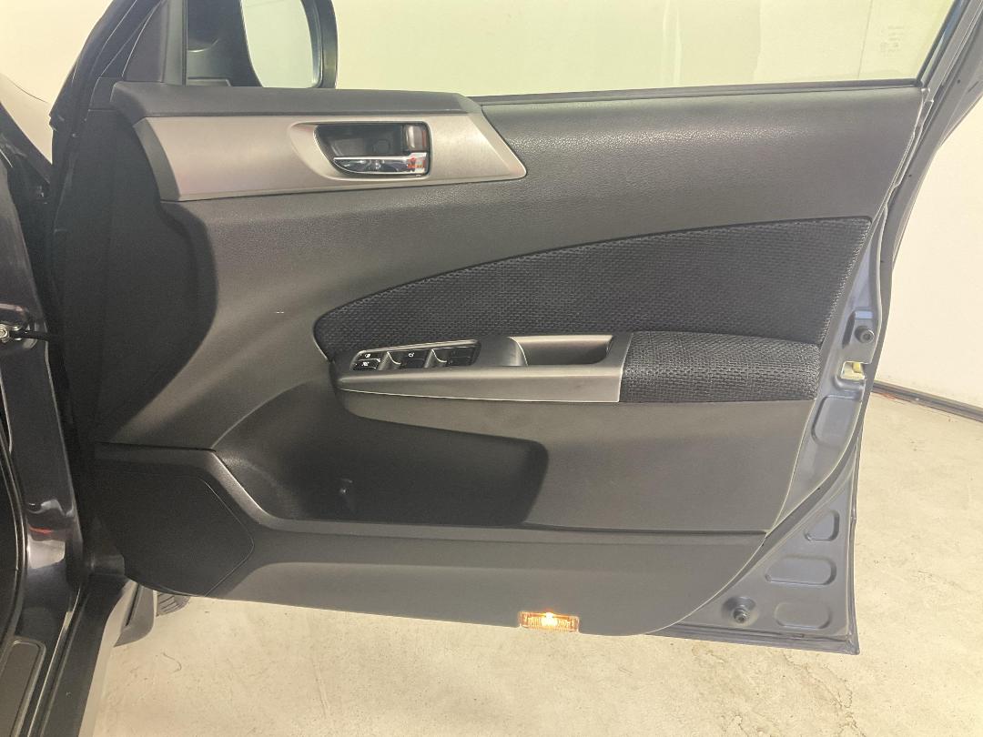 Photo '15' of Subaru Forester Photo '15' of Subaru Forester