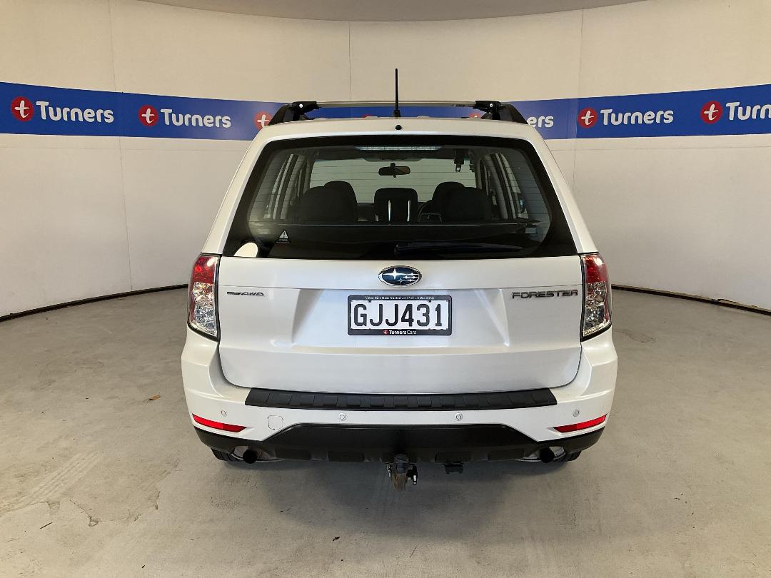 Photo '6' of Subaru Forester