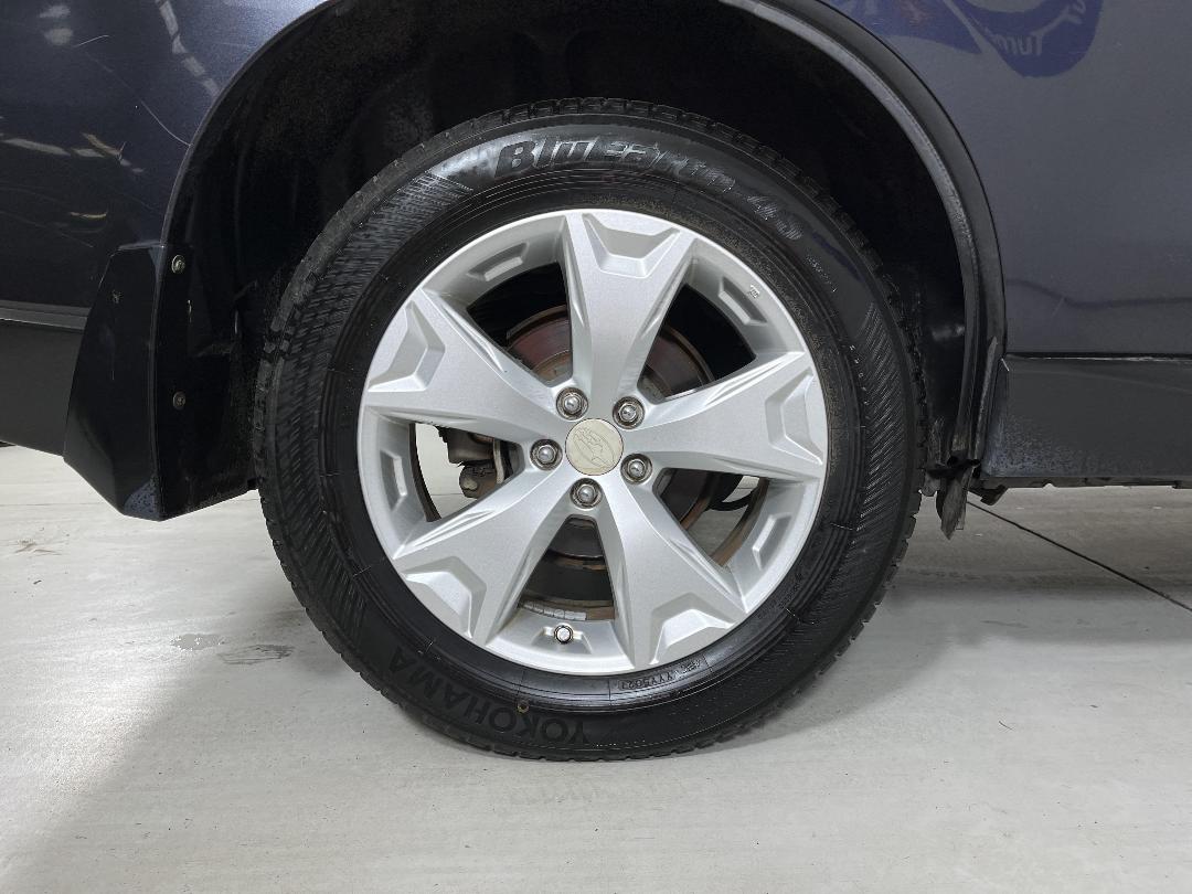 Photo '12' of Subaru Forester