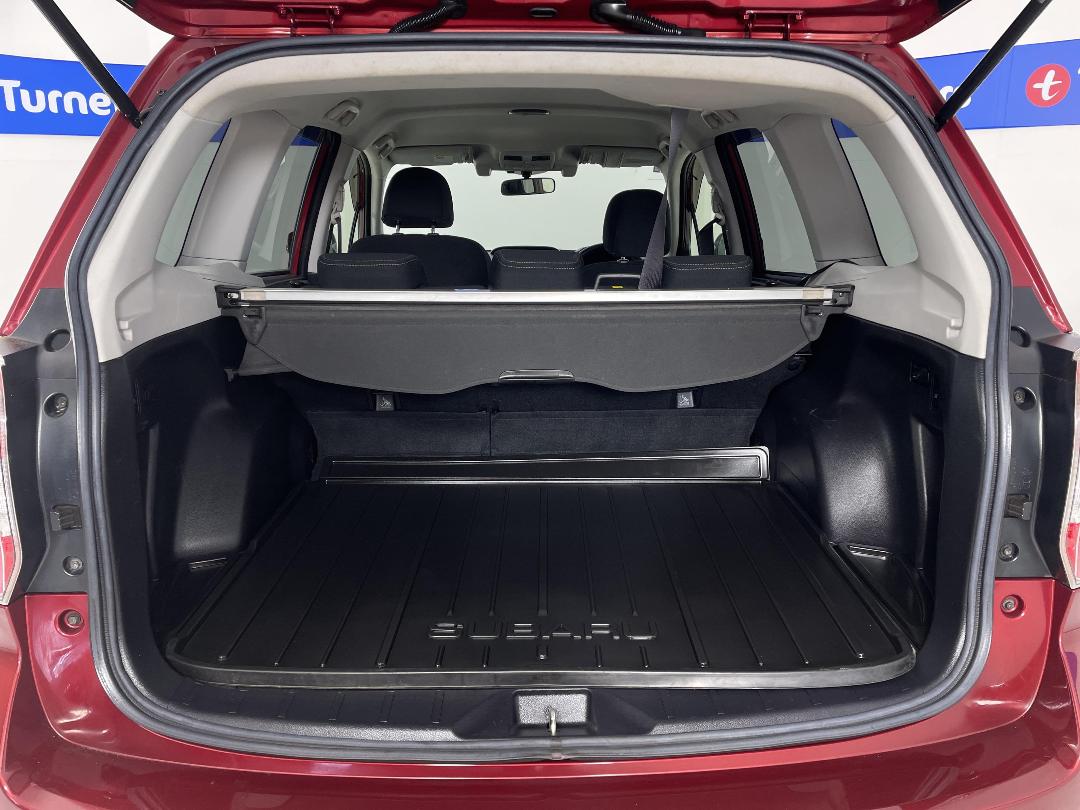 Photo '14' of Subaru Forester