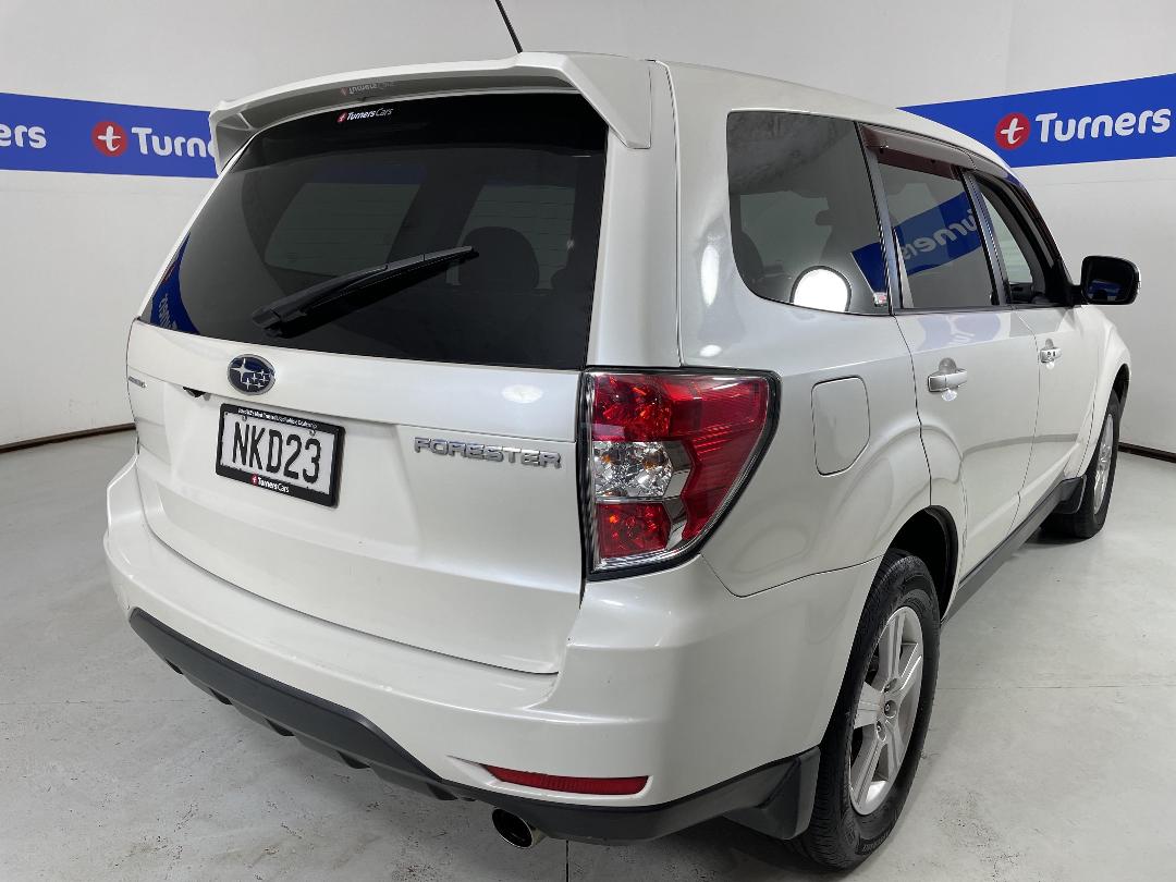 Photo '7' of Subaru Forester Photo '7' of Subaru Forester