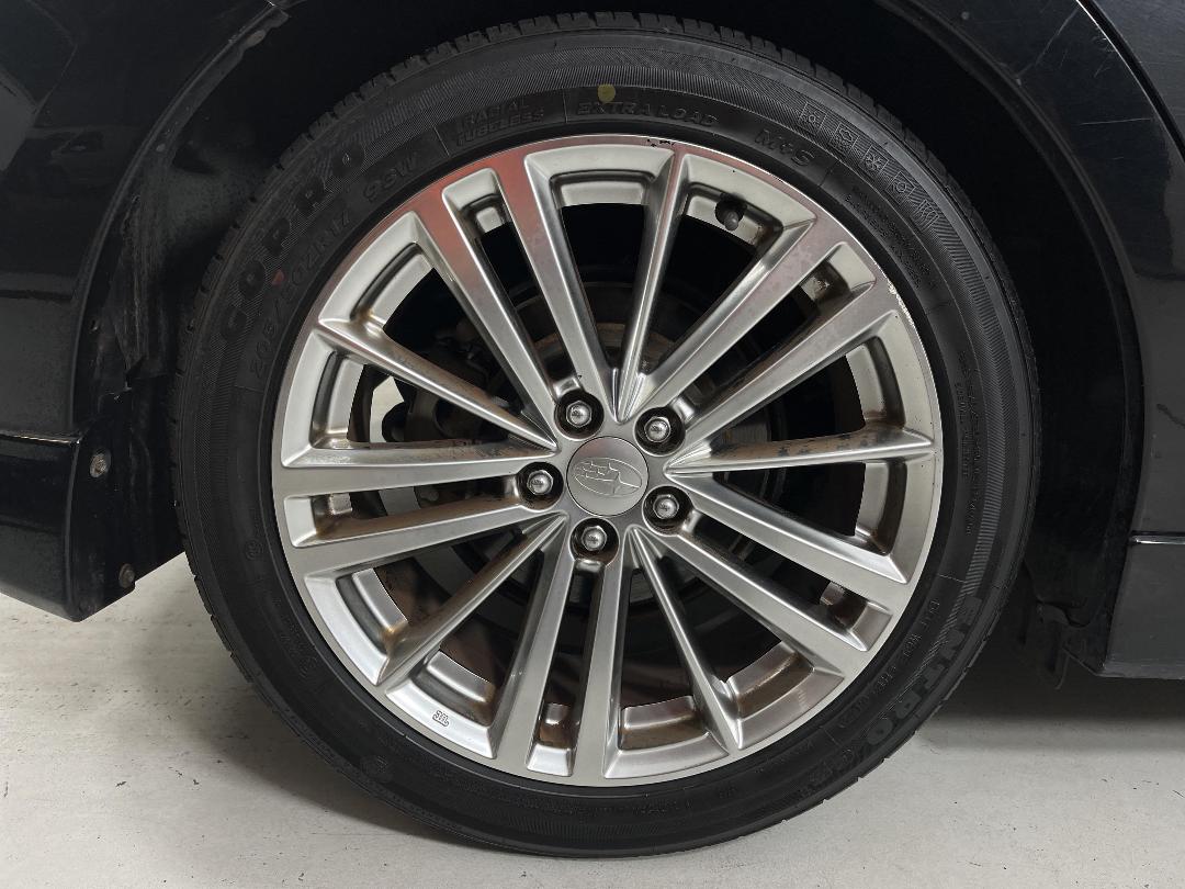 Photo '12' of Subaru Impreza