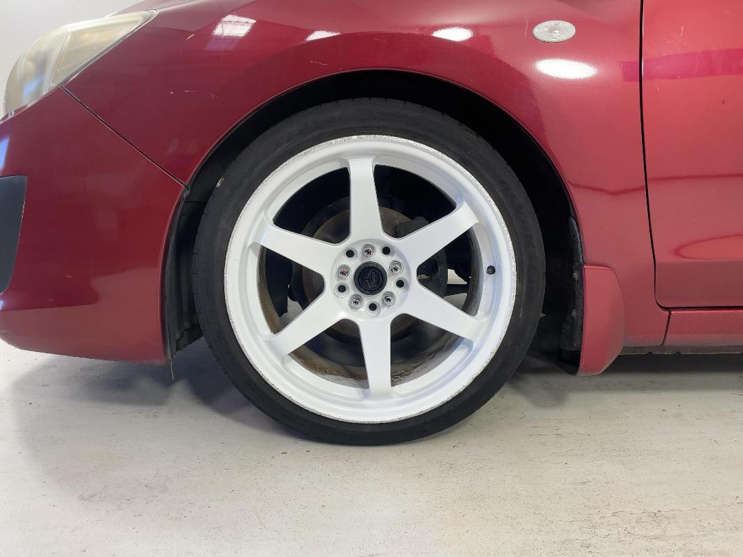 Photo '10' of Subaru Impreza Photo '10' of Subaru Impreza