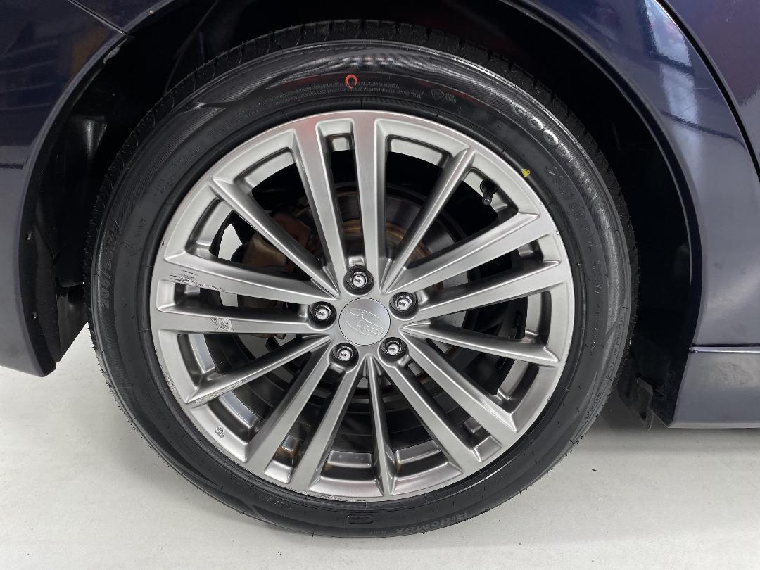 Photo '12' of Subaru Impreza