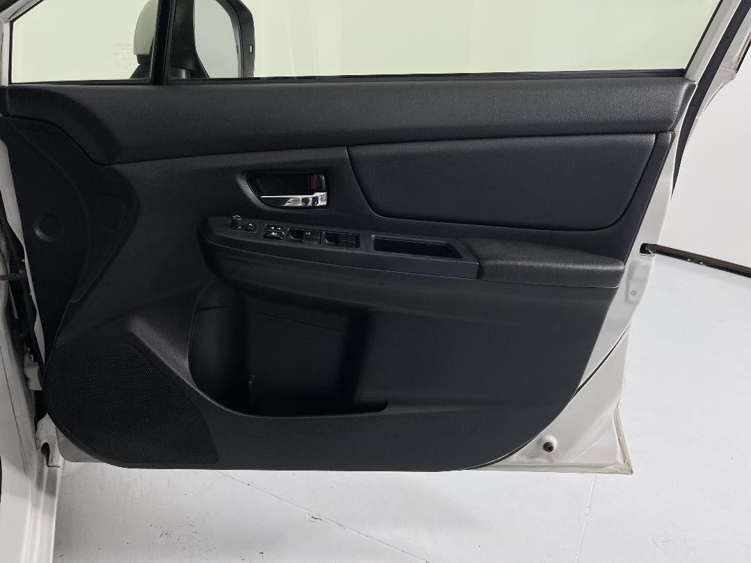 Photo '15' of Subaru Impreza Photo '15' of Subaru Impreza