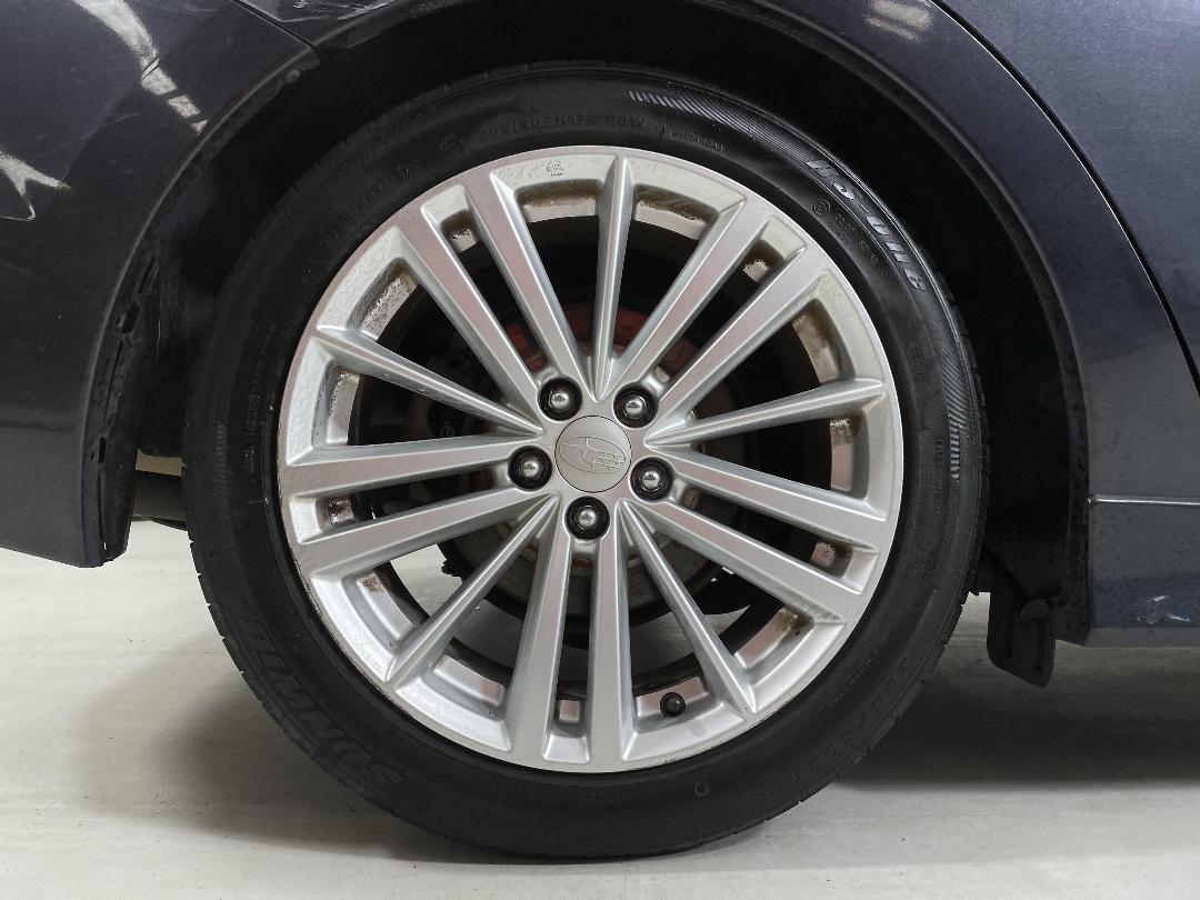 Photo '12' of Subaru Impreza Photo '12' of Subaru Impreza