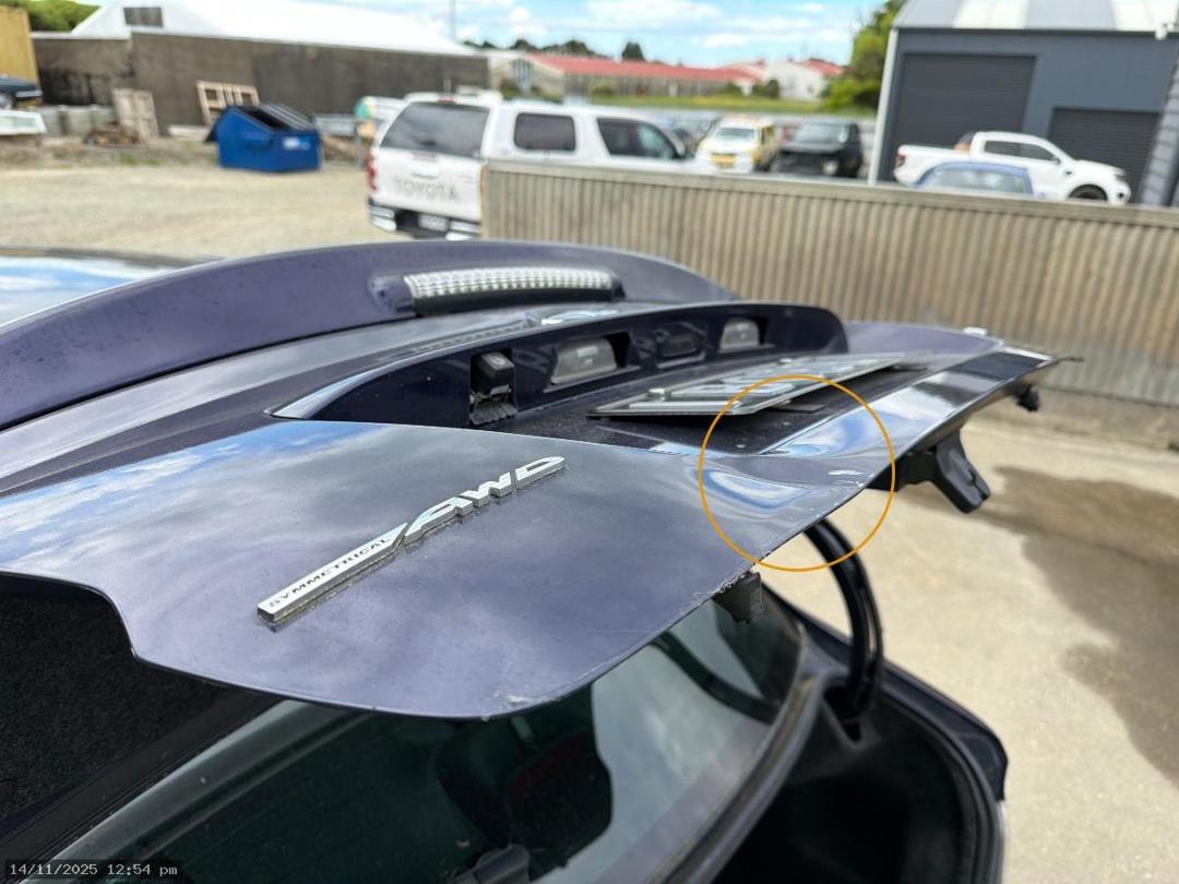 Photo '10' of Subaru Impreza Photo '10' of Subaru Impreza