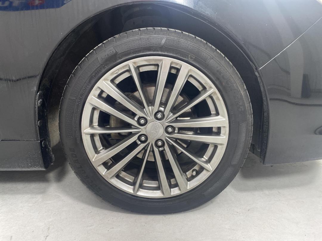 Photo '9' of Subaru Impreza Photo '9' of Subaru Impreza