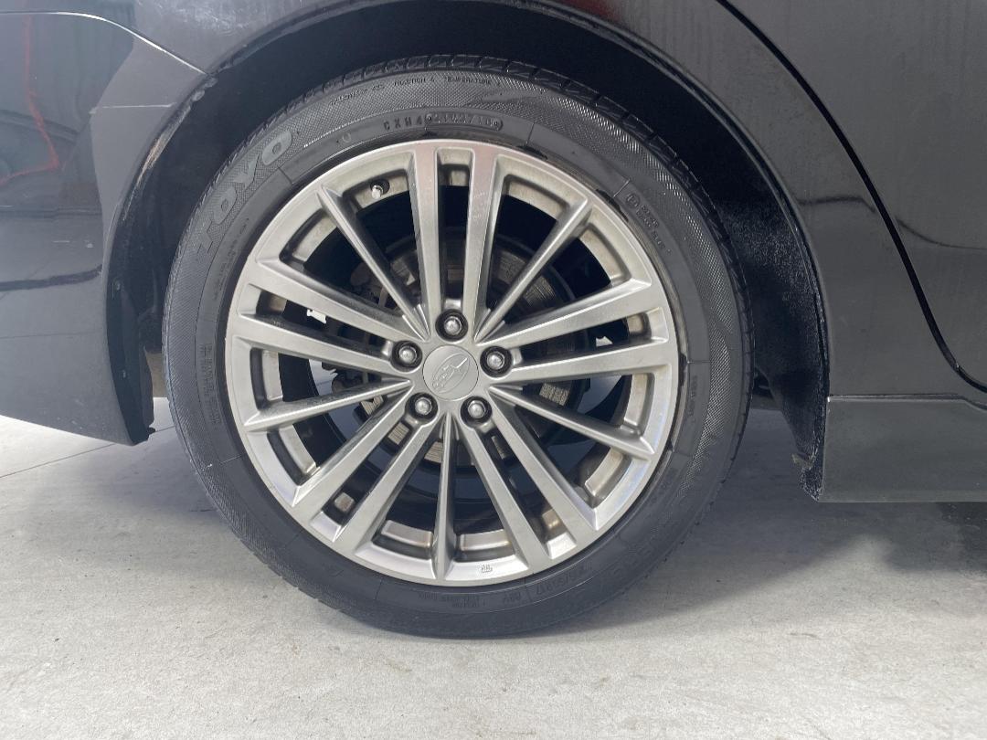 Photo '12' of Subaru Impreza Photo '12' of Subaru Impreza