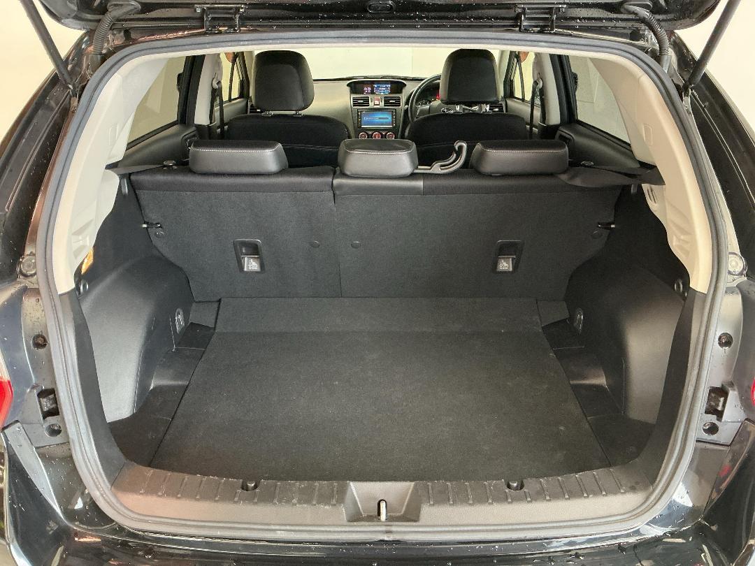 Photo '14' of Subaru Impreza