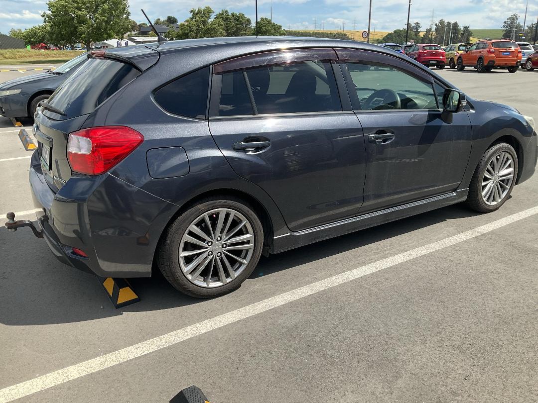 Photo '5' of Subaru Impreza Photo '5' of Subaru Impreza