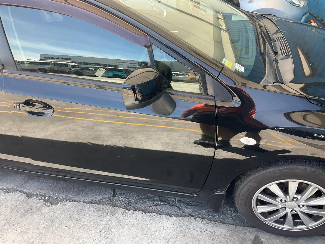 Photo '3' of Subaru Impreza Photo '3' of Subaru Impreza