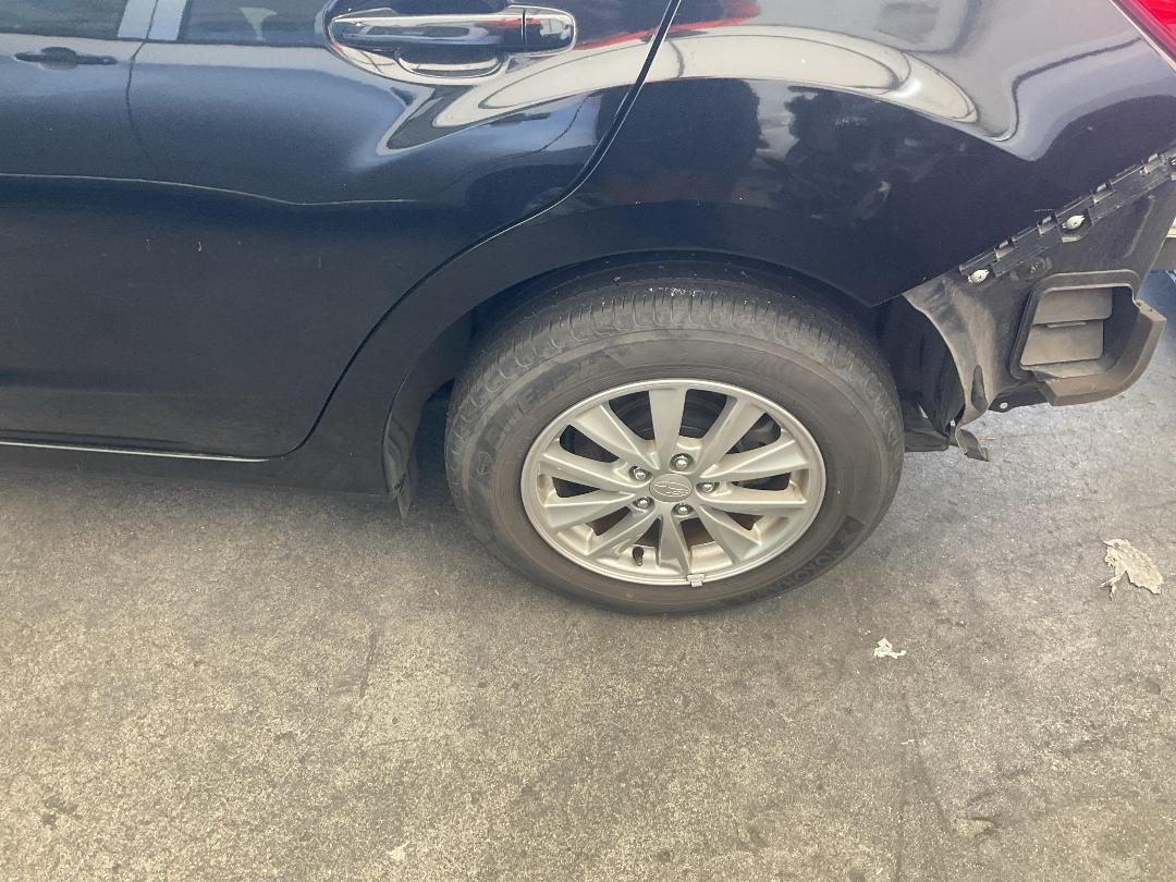 Photo '8' of Subaru Impreza Photo '8' of Subaru Impreza