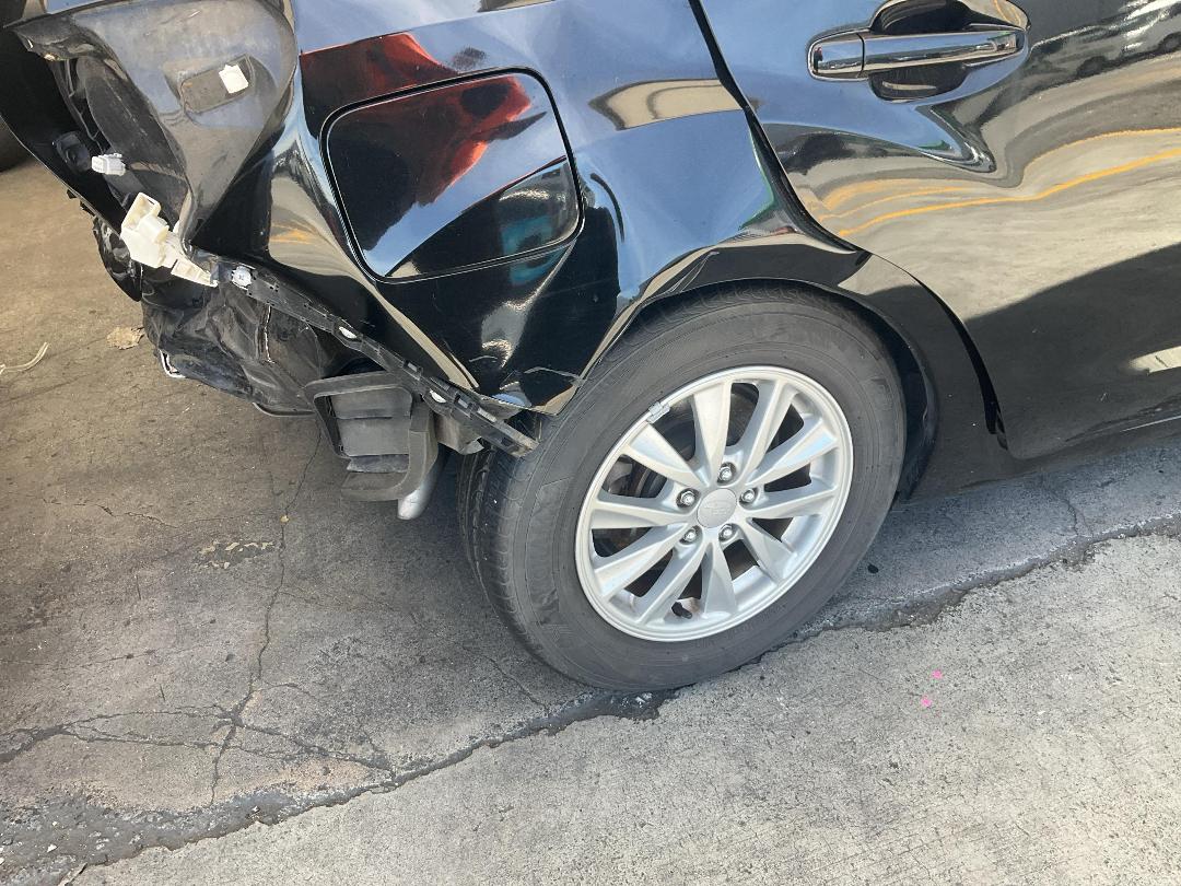 Photo '11' of Subaru Impreza Photo '11' of Subaru Impreza