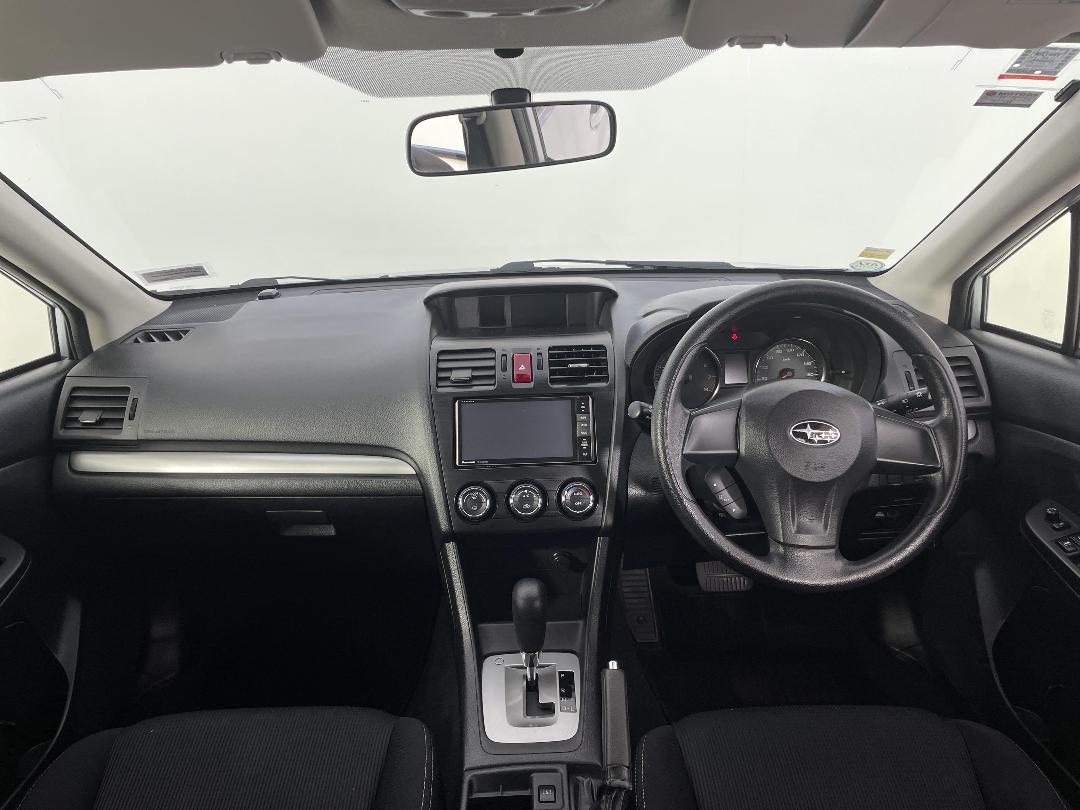 Photo '17' of Subaru Impreza Photo '17' of Subaru Impreza