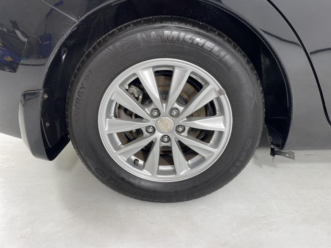 Photo '12' of Subaru Impreza