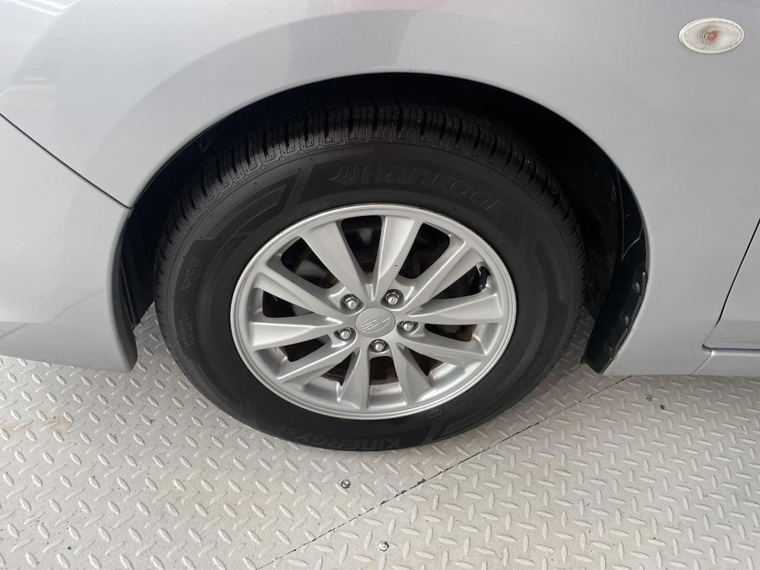 Photo '10' of Subaru Impreza