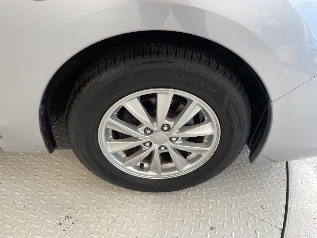 Photo '9' of Subaru Impreza