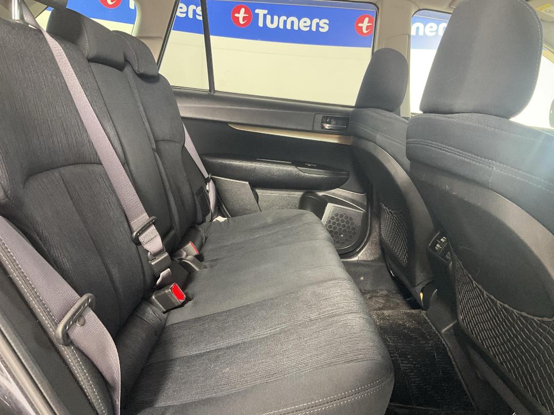 Photo '20' of Subaru Legacy