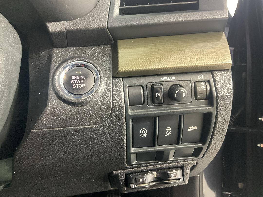 Photo '29' of Subaru Legacy