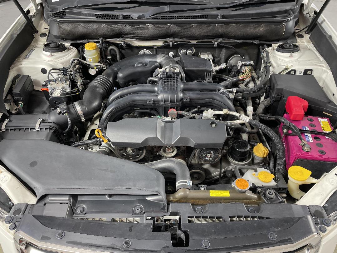 Photo '13' of Subaru Legacy