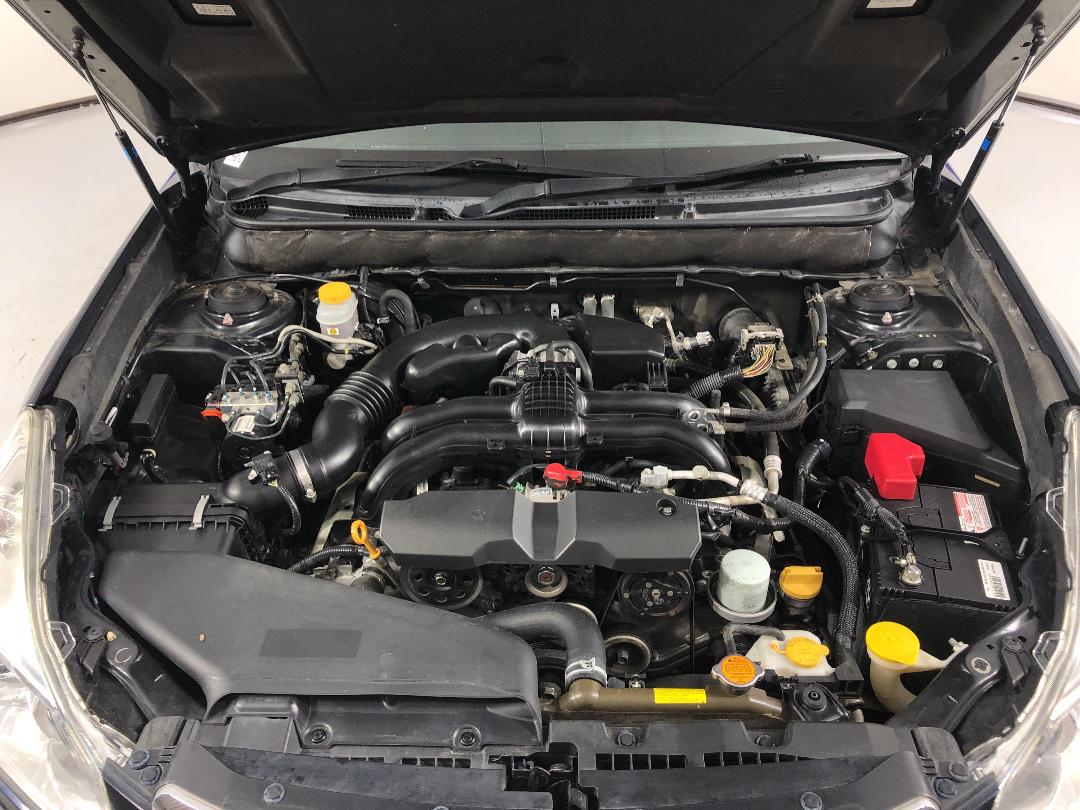 Photo '13' of Subaru Legacy