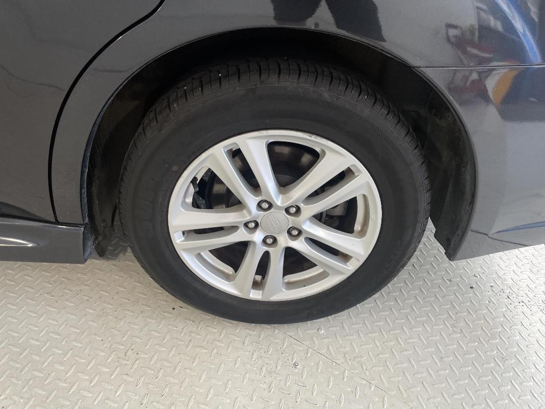 Photo '11' of Subaru Legacy Photo '11' of Subaru Legacy