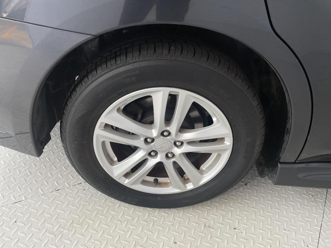 Photo '12' of Subaru Legacy Photo '12' of Subaru Legacy