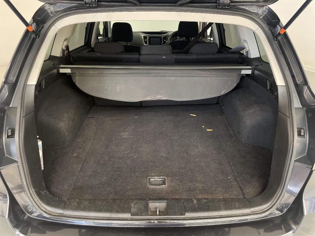 Photo '14' of Subaru Legacy Photo '14' of Subaru Legacy