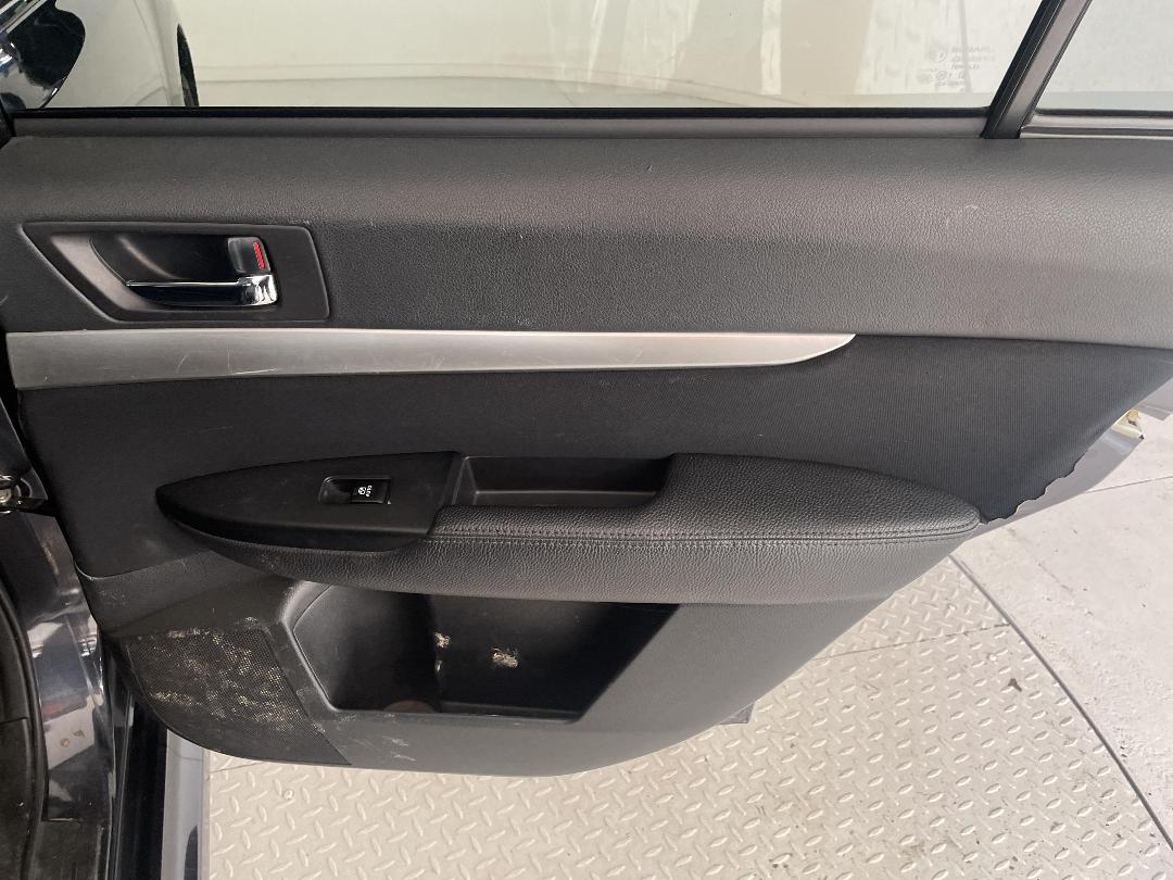 Photo '19' of Subaru Legacy Photo '19' of Subaru Legacy