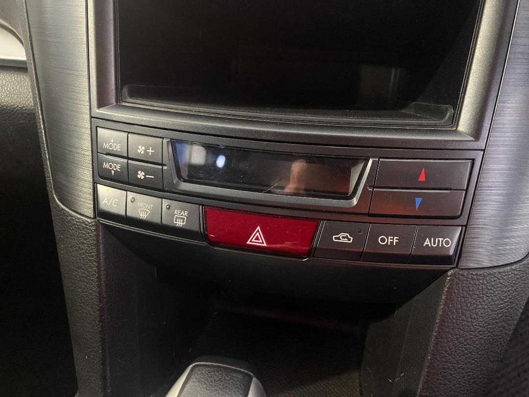 Photo '30' of Subaru Legacy Photo '30' of Subaru Legacy