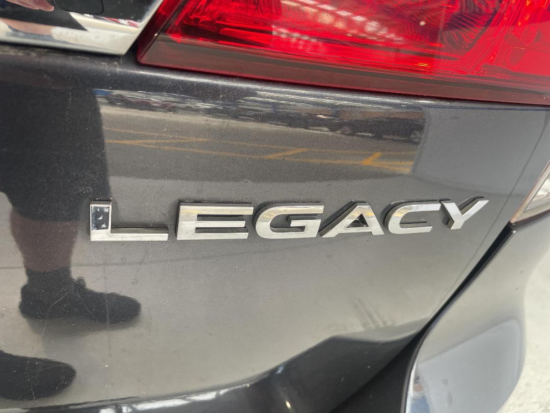 Photo '36' of Subaru Legacy Photo '36' of Subaru Legacy