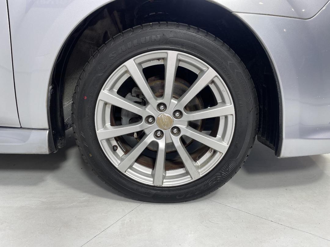 Photo '9' of Subaru Legacy