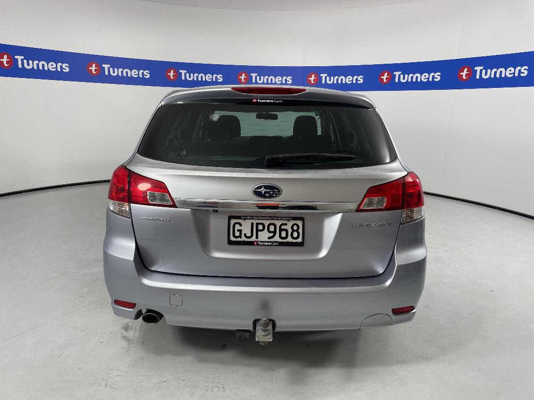 Photo '6' of Subaru Legacy