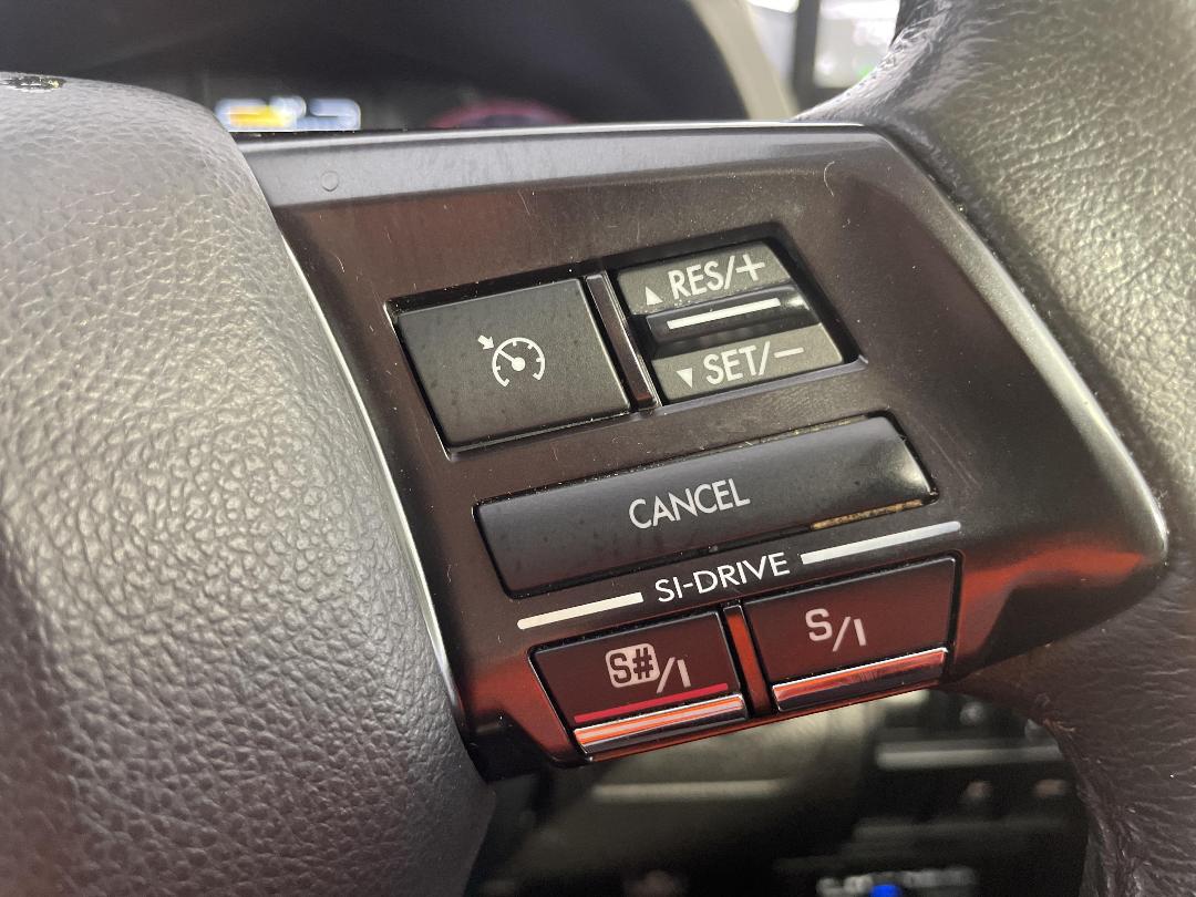 Photo '25' of Subaru Legacy