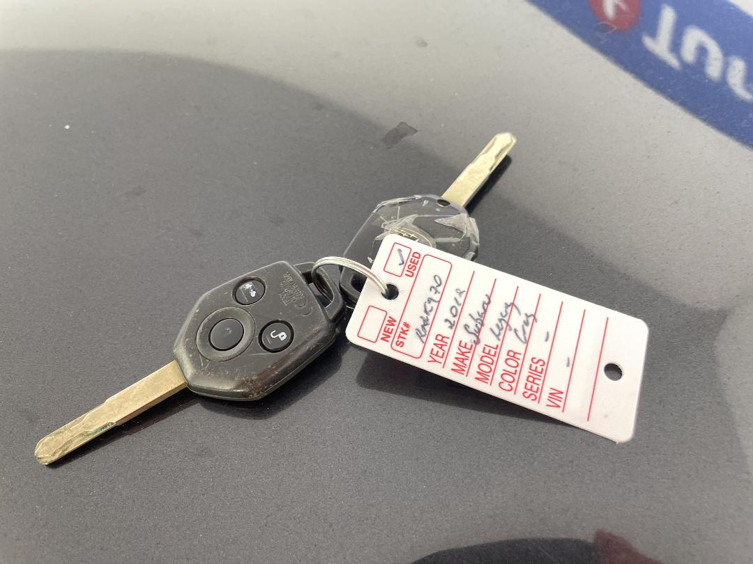 Photo '22' of Subaru Legacy