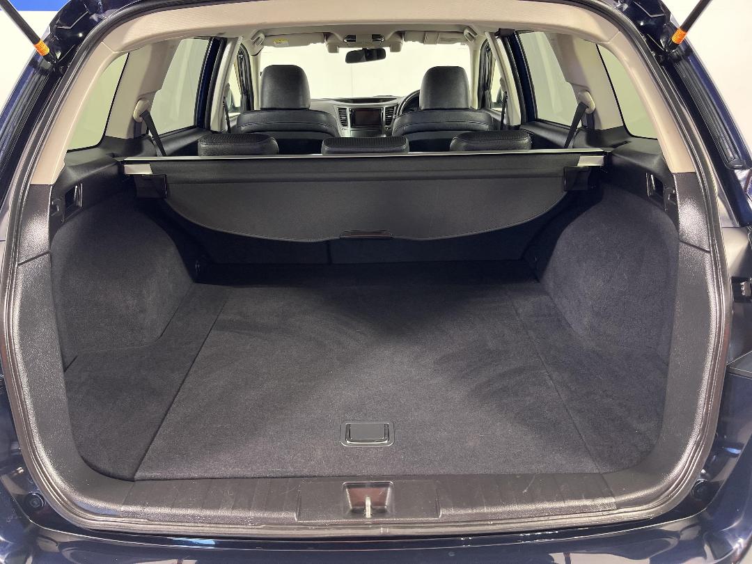 Photo '14' of Subaru Legacy Photo '14' of Subaru Legacy