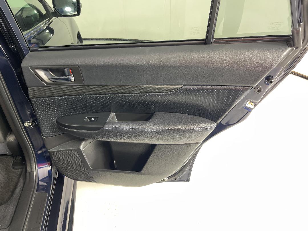 Photo '19' of Subaru Legacy Photo '19' of Subaru Legacy