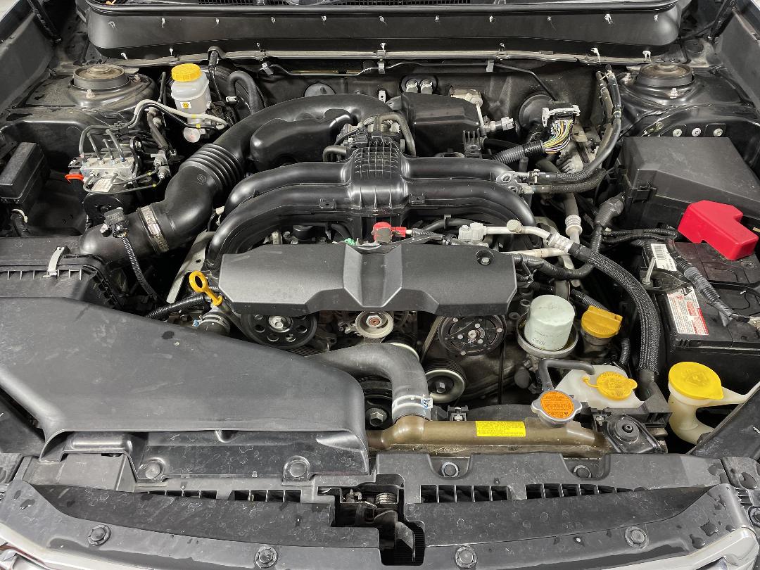 Photo '13' of Subaru Legacy