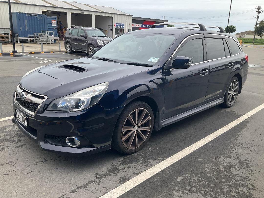 Photo '2' of Subaru Legacy