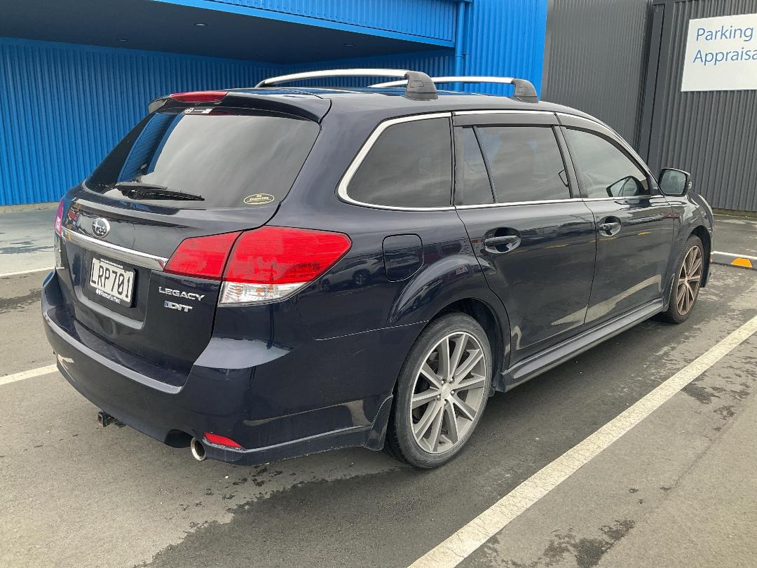 Photo '5' of Subaru Legacy