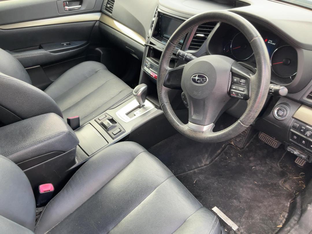 Photo '17' of Subaru Legacy Photo '17' of Subaru Legacy