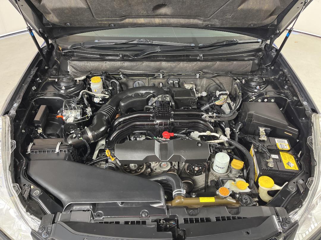 Photo '13' of Subaru Legacy