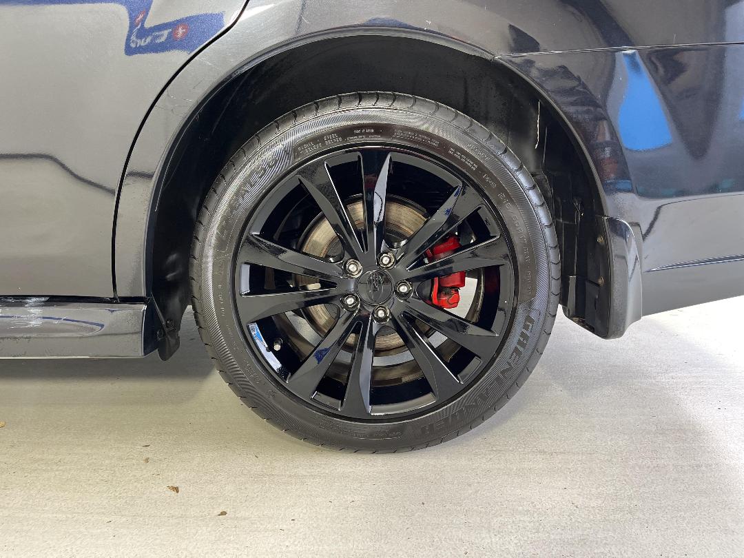 Photo '11' of Subaru Legacy