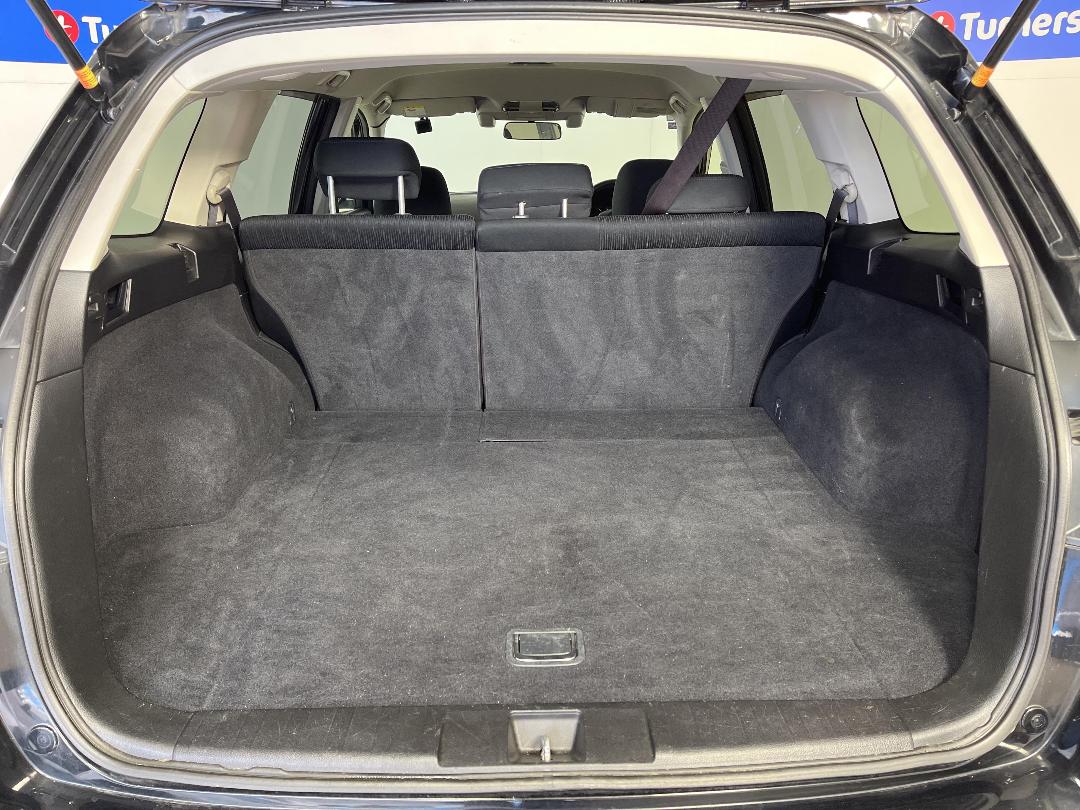 Photo '14' of Subaru Legacy