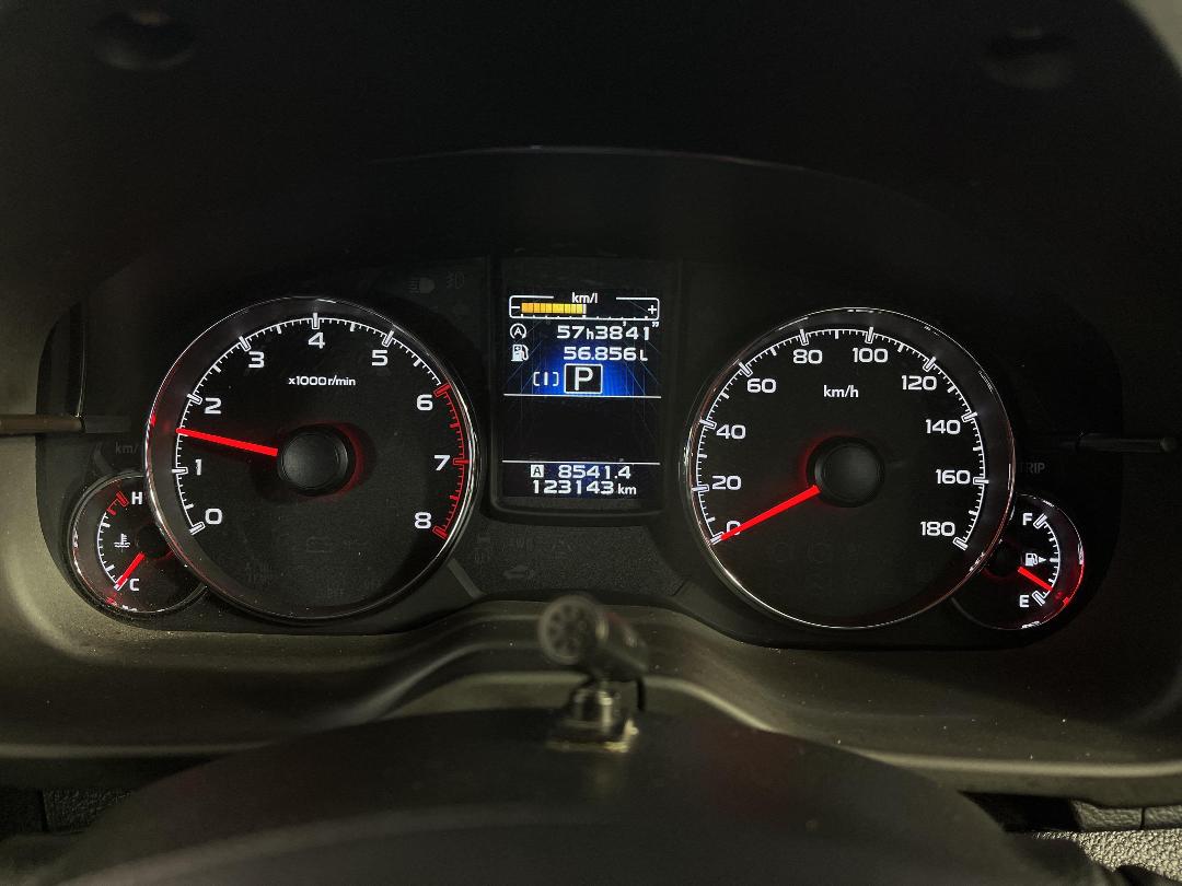 Photo '21' of Subaru Legacy